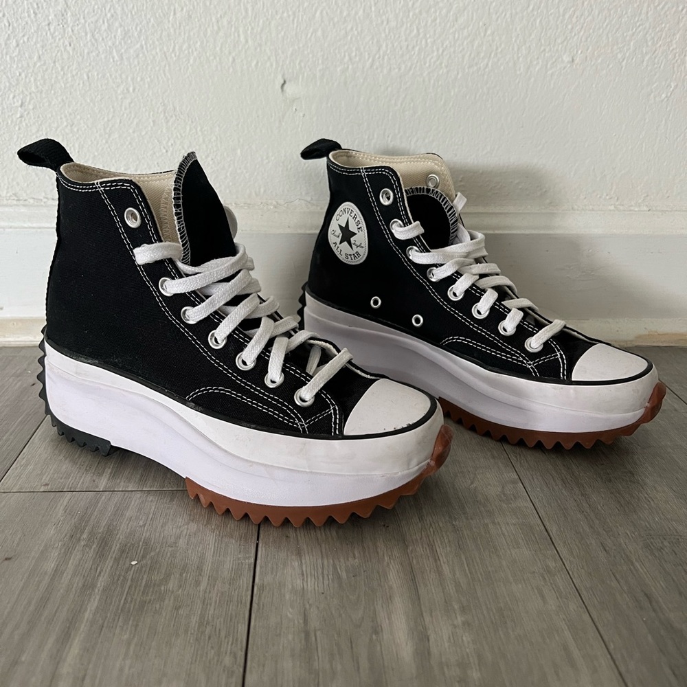 Converse Chuck Taylor platform hightop sneakers